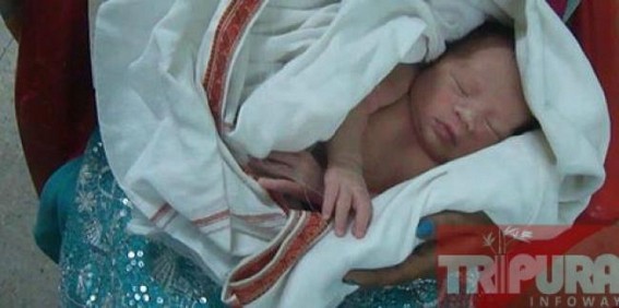 Infant boy found abandoned in a roadside 